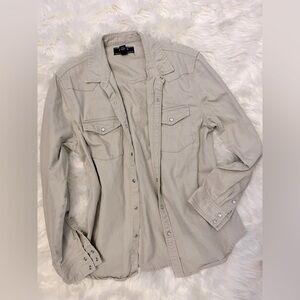 Forever 21 men’s top worn as an oversized top